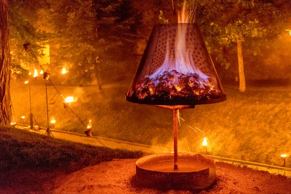 SIBIU, ROMANIA - 9 June, 2018: Compagnie Carabosse, French fire alchemists, created a Fire Garden at the Sibiu International Theatre Festival 2018. — Stock Photo, Image