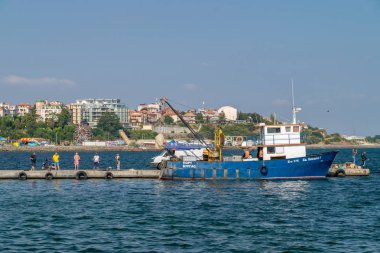 Nessebar, Bulgaristan - Eylül 7 2018: Balıkçı tekneleri, Harbor Por