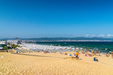 Sunny Beach, Bulgaristan-2 Eyl 2018: Bulgaristan 'ın Karadeniz sahilinde, su sporları, kum tepeleri ve gece hayatı ile bilinen Sunny Beach Resort
