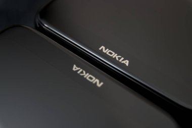 Cluj, Romanya - 13 Mayıs 2019: Nokia akıllı telefonu Nokia Cor tarafından yapıldı