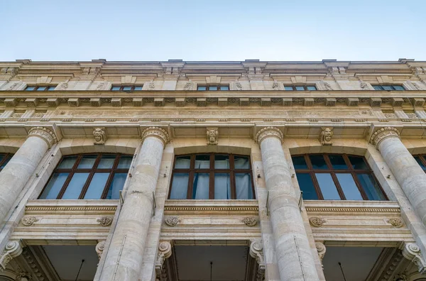 National Museum of Romanian History building in Bucharest, Roman — Stock Photo, Image