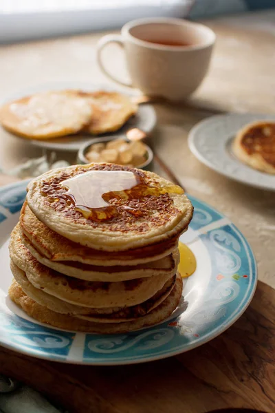 Delicious Homemade Pancakes Honey Breakfast — Stock Photo, Image