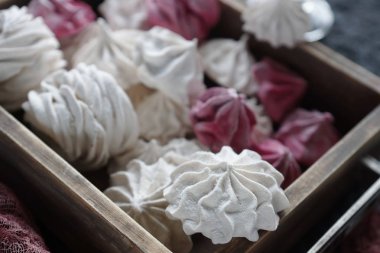 vanilya ve ahududu ev yapımı zephyr  