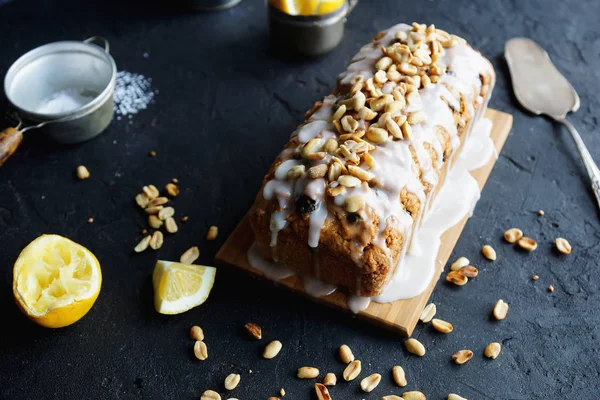 Gâteau Fait Maison Aux Raisins Secs Noix — Photo