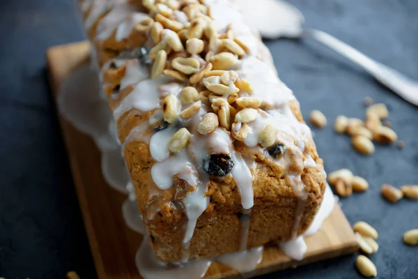 Gâteau Fait Maison Aux Raisins Secs Noix — Photo