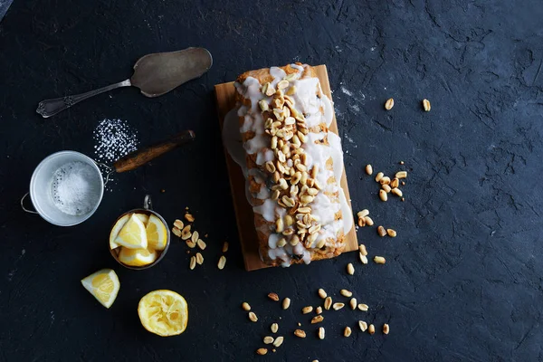 Gâteau Fait Maison Aux Raisins Secs Noix — Photo