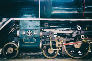 akış treninin tekerlekleri