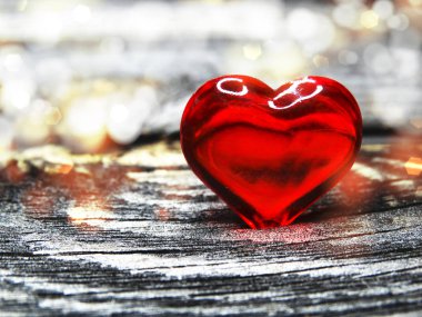 Sevgililer günü arka plan Kristal mücevher iki yakut kalp seviyorum