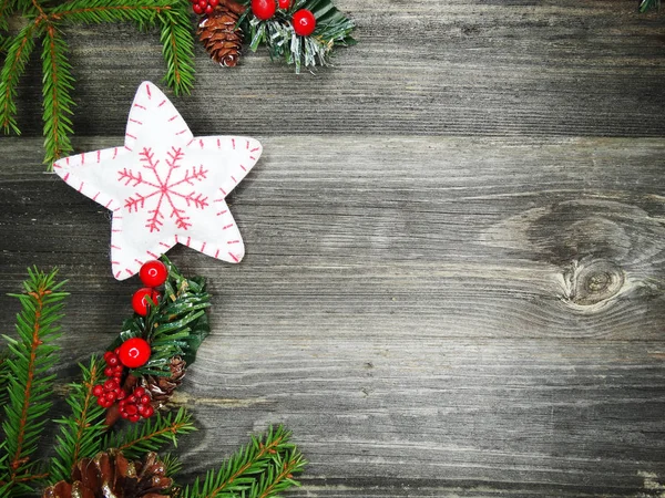 Fundo Natal Decoração Com Ramos Abeto Luzes Guirlanda Placa Madeira — Fotografia de Stock