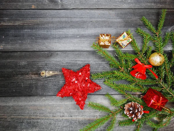 Fundo Natal Decoração Com Ramos Abeto Luzes Guirlanda Placa Madeira — Fotografia de Stock