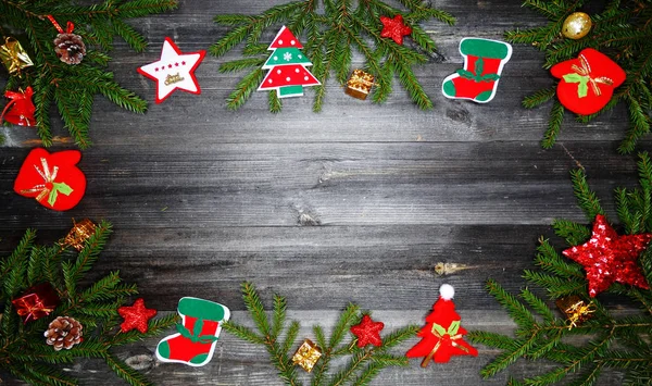 Kerstmis Achtergrond Decoratie Met Spar Takken Garland Lichten Oude Houten — Stockfoto