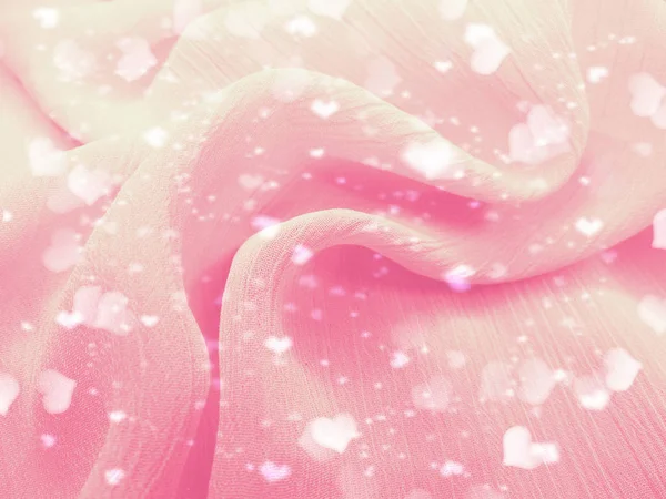 Amor Dia Dos Namorados Com Coração Fundo Sedoso Vermelho Brilhante — Fotografia de Stock