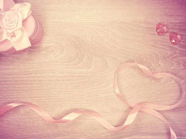 Amor Día San Valentín Con Corazones Bokeh Borrosa Brillante Tarjeta —  Fotos de Stock