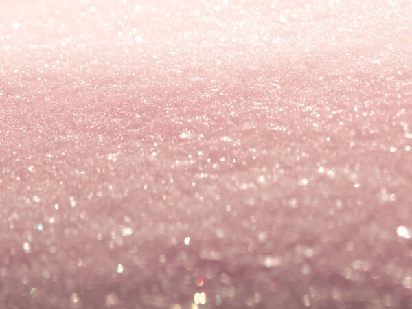 Абстрактные рождественские огни гирлянда размывает фон блестящий боке
