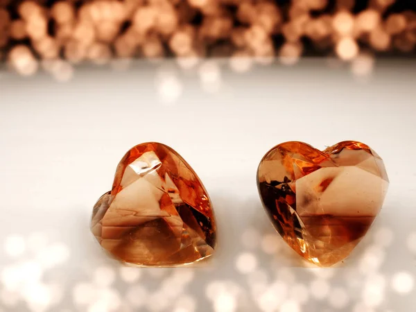 Crystal gem Hearts Valentin-nap szerelmes ünnep koncepció háttérb — Stock Fotó