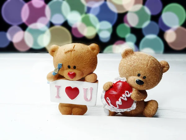 Hadiah pernikahan teddy bear fiancee pengantin — Stok Foto