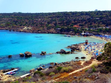 plaj sahil peyzaj Akdeniz deniz Kıbrıs Adası 