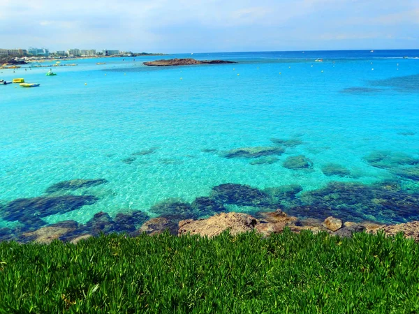 plaj sahil peyzaj Akdeniz deniz Kıbrıs Adası 