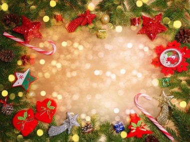 çelenk ışıkları ile parlak arka plan üzerinde noel dekorasyon