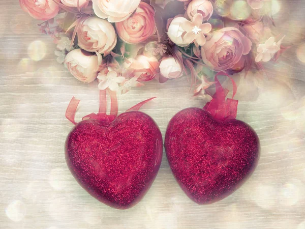 ハートとピオニの花グリーティングカードバレンタインデーの愛のホー — ストック写真