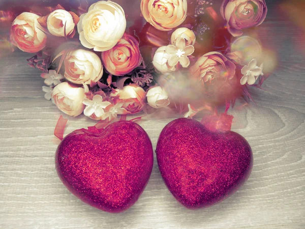 Καρδιές και παιώνιες λουλούδια ευχετήρια κάρτα του Αγίου Βαλεντίνου αγάπη Ho — Φωτογραφία Αρχείου