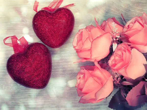 Corazones y rosa flor fondo día de San Valentín amor —  Fotos de Stock