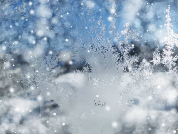 Fondo de invierno con patrones de copos de nieve y nieve — Foto de Stock