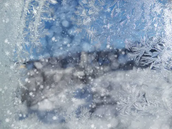 Fundo de inverno com padrões de flocos de neve e neve — Fotografia de Stock