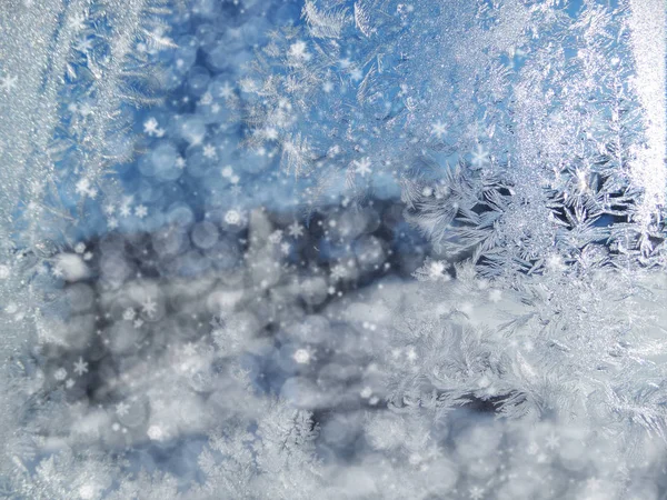 Fondo de invierno con patrones de copos de nieve y nieve — Foto de Stock