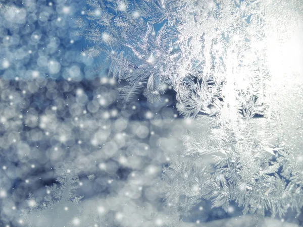 Kar taneleri desenleri ve kar ile kış arka plan — Stok fotoğraf