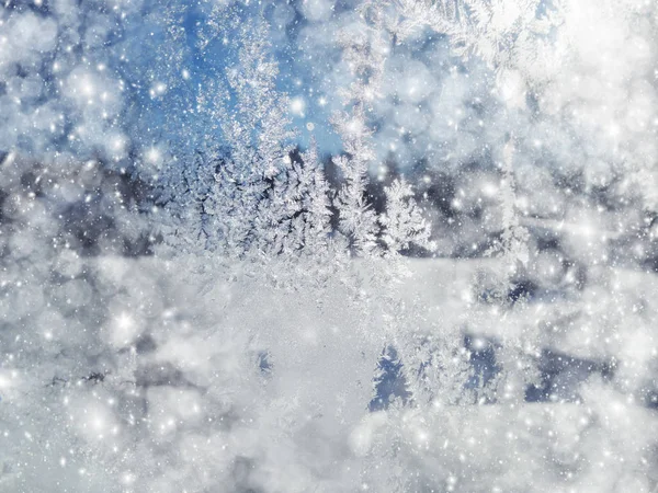 Fondo de invierno con patrones de copos de nieve y nieve — Foto de Stock