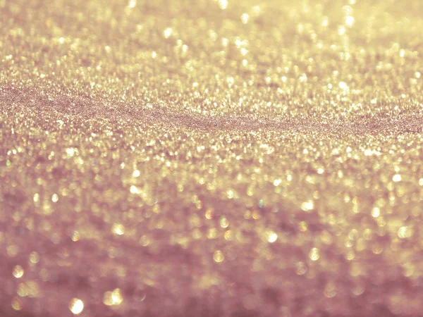 Absztrakt arany háttér lágy homályos hó karácsonyi fények garl — Stock Fotó