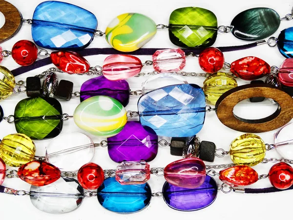 Perline di gioielli con cristalli luminosi sfondo moda di lusso — Foto Stock
