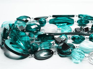 parlak kristaller ile mücevher boncuklar lüks moda