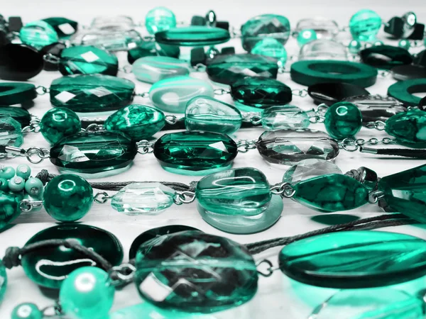 Smycken pärlor med ljusa kristaller lyx mode — Stockfoto