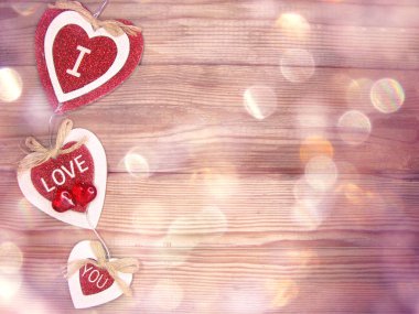 aşk sevgililer günü hediyesi için kalpler dekor