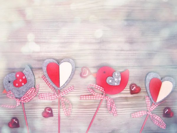 Pár ptačích dekorace k lásce Valentýnský den — Stock fotografie