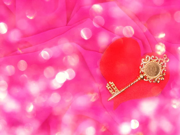 Chiave per la decorazione del cuore per amore regalo di San Valentino — Foto Stock