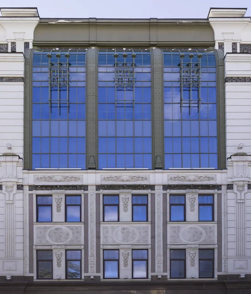 Facade Building Beaux Arts Frint View Close — Stock Photo, Image