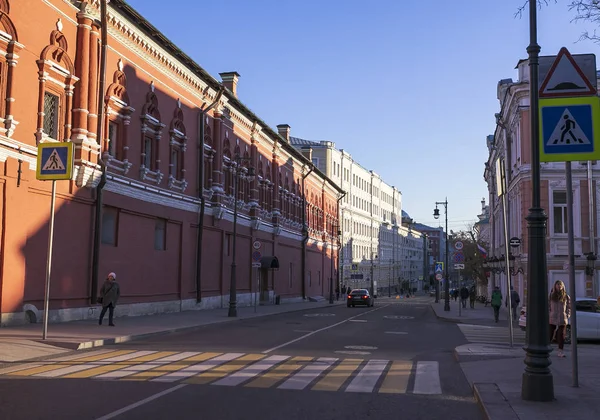 Μόσχα Ρωσία Νοεμβρίου 2018 Άποψη Της Οδού Petrovka Στην Ημέρα — Φωτογραφία Αρχείου