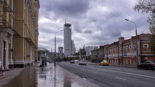 Μόσχα Ρωσία Νοεμβρίου 2018 Προβολή Του Narodnaya Δρόμου Στη Βροχερή — Φωτογραφία Αρχείου