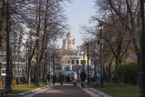 Moscow Oroszország 2018 November View Petrovsky Boulevard Templom Lubyanka Oroszország — Stock Fotó