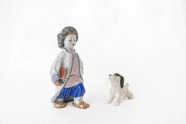 Fayans Minyatür Eski Rus Ulusal Giysiler Bir Köpeğin Beyaz Bir — Stok fotoğraf