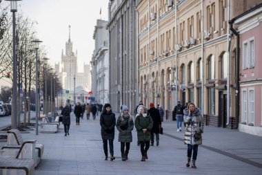 Moskova, Rusya - 16 Kasım 2018: View of Novaya Square Güz