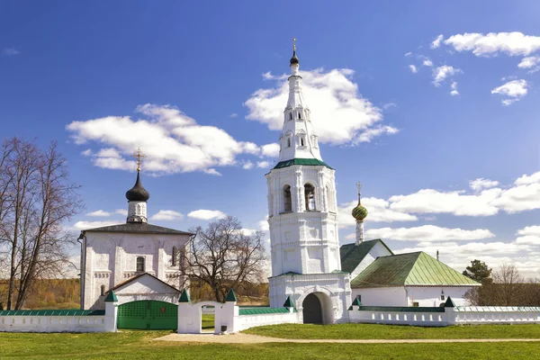 Architectural and religious ensemble of the village of Kideksha — Stock Photo, Image