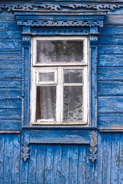 Tagli Legno Pan Zenzero Vecchia Casa Legno Blu Finestra Incorniciata — Foto Stock