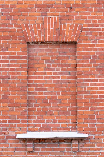 Zamurowane Stare Czerwone Okno Cegły Widok Przodu — Zdjęcie stockowe