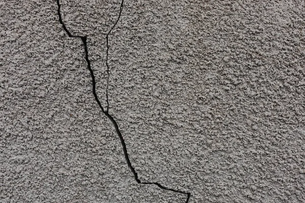 き裂を有する灰色のコンクリート壁 — ストック写真