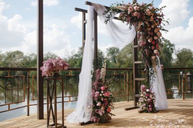 wedding gazebo on the beach