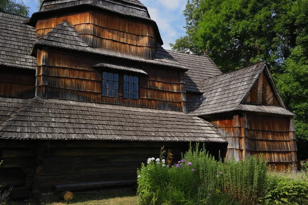 Ukrainska Ortodoxa Kyrkan Artonhundratalet Sommar Landskap Solsken Village Pirogovo Närbild — Stockfoto